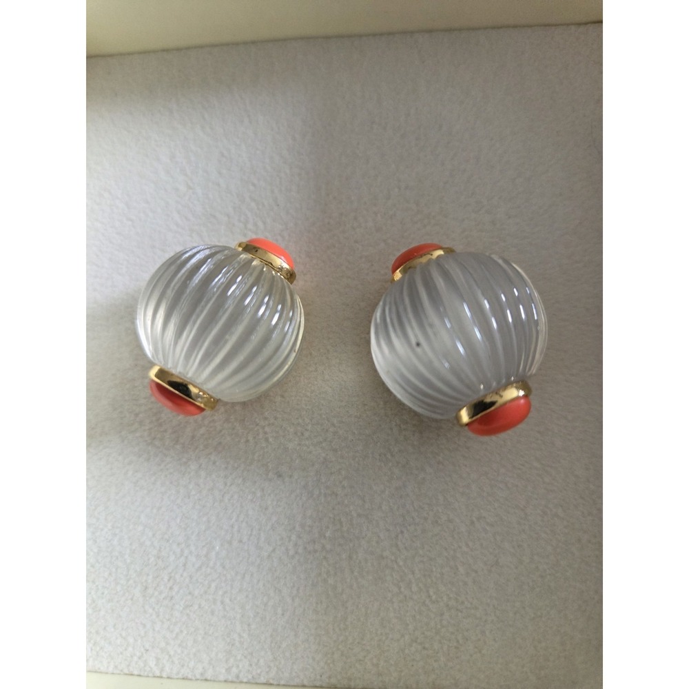 Vtg Replica clip on earrings